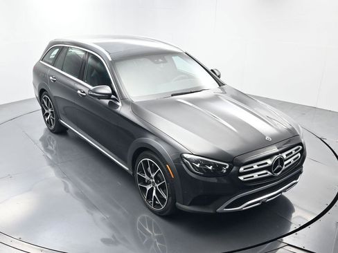Used 2023 Mercedes-Benz E 450 4MATIC All-Terrain Wagon image 39