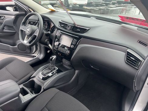 Certified 2022 Nissan Rogue Sport S image 22