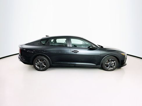 Used 2025 Kia K4 LXS image 10