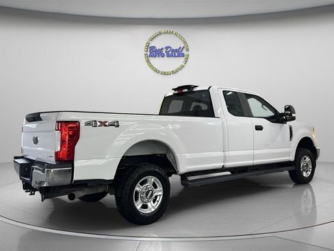 Used 2017 Ford F250 XL w/ Power Equipment Group AWD/4WD image 5