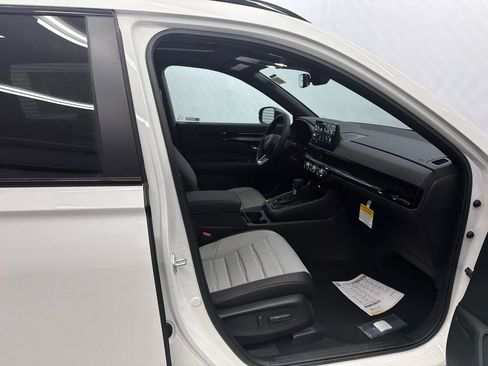 Used 2026 Honda CR-V Sport Touring image 15