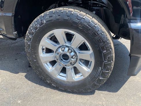 Used 2024 Ford F250 Limited w/ FX4 Off-Road Package AWD/4WD image 39