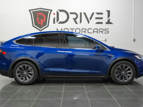 Used 2018 Tesla Model X 75D image 7