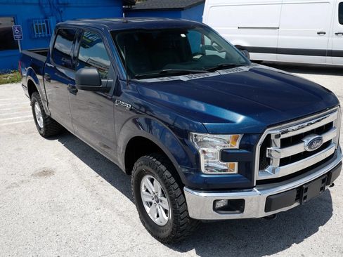 Used 2017 Ford F150 XLT AWD/4WD image 9