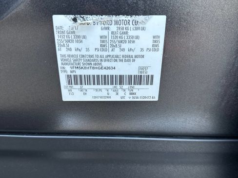 Used 2017 Ford Explorer Platinum AWD/4WD image 39
