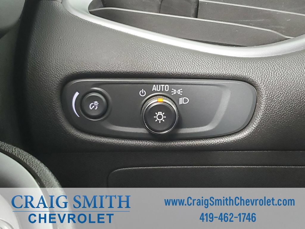 Used 2023 Chevrolet Malibu LT FWD image 17