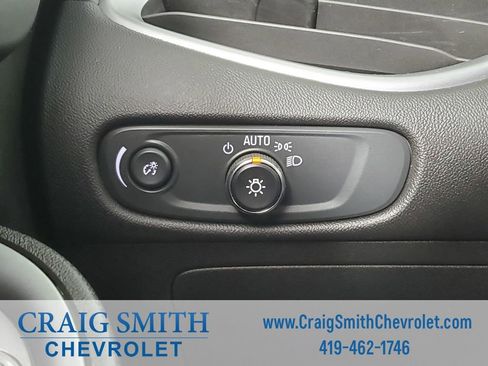 Used 2023 Chevrolet Malibu LT FWD image 17