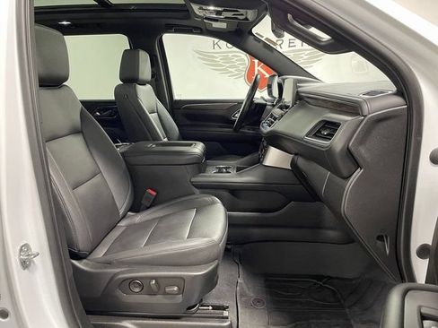 Used 2023 Chevrolet Tahoe Z71 w/ Luxury Package AWD/4WD image 26