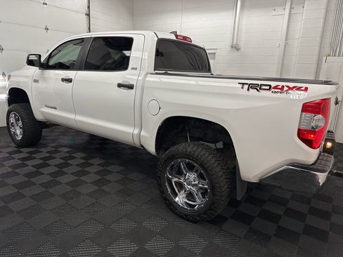 Used 2020 Toyota Tundra SR5 w/ TRD Off-Road Package image 6