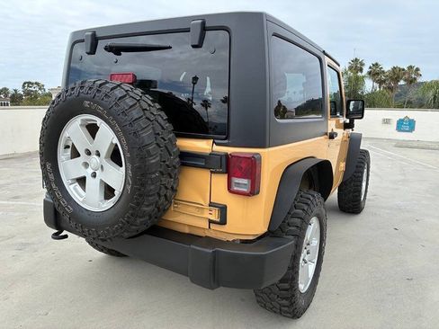Used 2013 Jeep Wrangler Sport AWD/4WD image 9