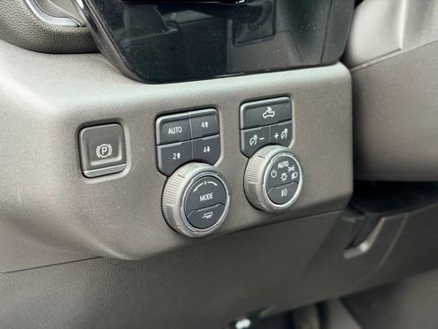 Used 2023 Chevrolet Silverado 1500 LT Trail Boss w/ Protection Package AWD/4WD image 7