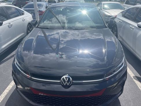 Used 2025 Volkswagen Jetta Sport FWD image 2