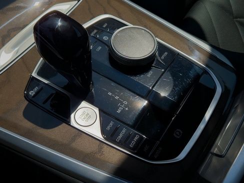 Used 2023 BMW X5 xDrive40i w/ Parking Assistance Package image 15