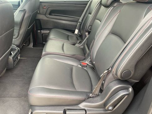 Used 2023 Honda Odyssey Sport image 16