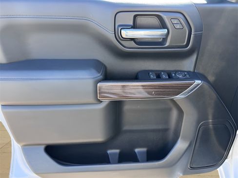 Used 2019 Chevrolet Silverado 1500 LT w/ All-Star Edition image 29