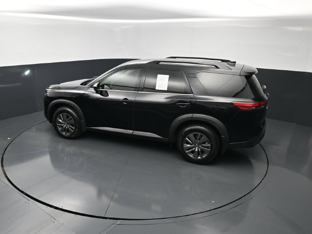 Used 2024 Nissan Pathfinder SV FWD image 22
