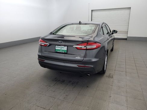 Used 2020 Ford Fusion SE FWD image 7