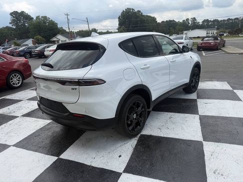 Used 2023 Dodge Hornet GT w/ GT Blacktop Package AWD/4WD image 6