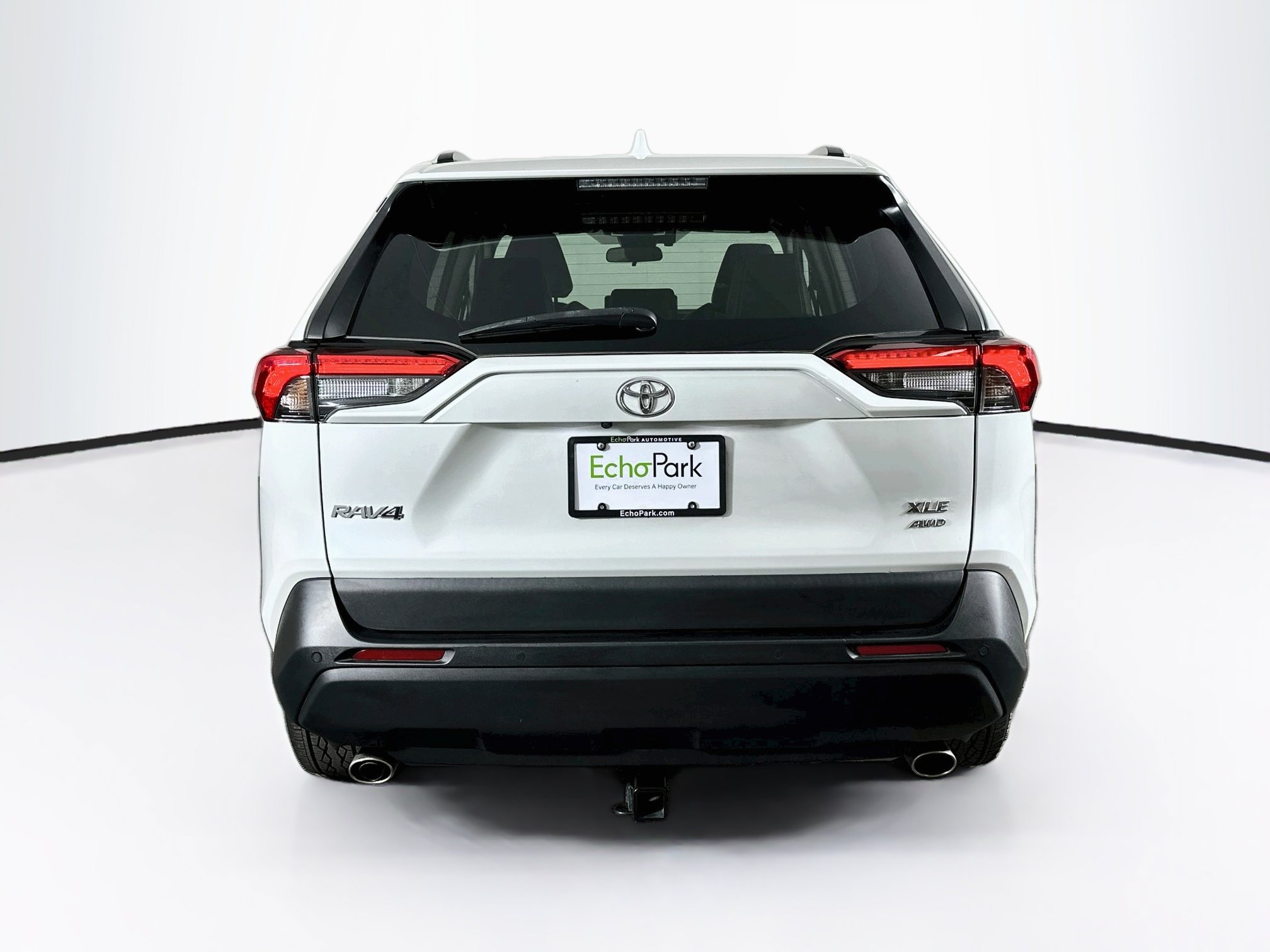 Used 2023 Toyota RAV4 XLE Premium AWD/4WD image 7