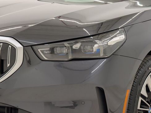 New 2026 BMW 530i w/ Premium Package RWD image 11