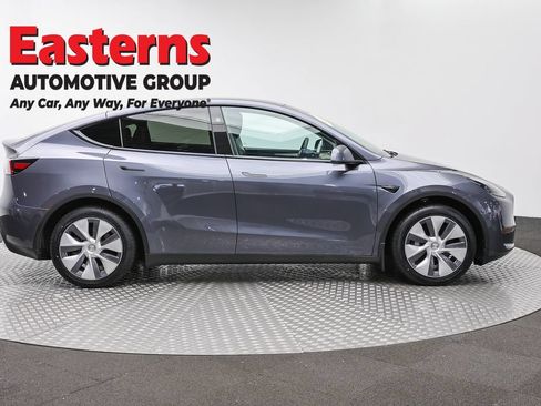 Used 2023 Tesla Model Y Long Range AWD/4WD image 4