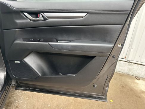 Used 2019 MAZDA CX-5 Touring image 17