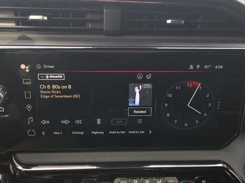 Used 2024 GMC Sierra 2500 AT4 w/ AT4 Premium Plus Package image 11