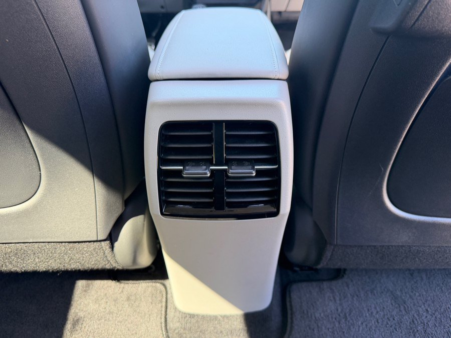 Used 2024 Kia Niro Wave FWD image 44