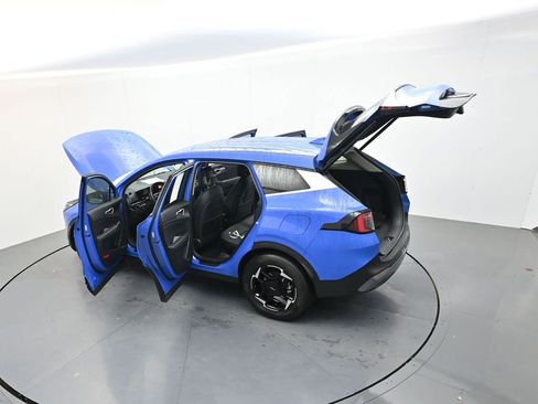 Used 2026 Kia Sportage EX FWD image 44