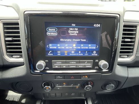 Used 2024 Nissan Frontier SV RWD image 20