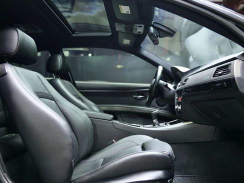 Used 2011 BMW 335is Coupe image 27