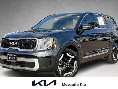 Certified 2023 Kia Telluride EX w/ EX Captain's Chair Package image 1