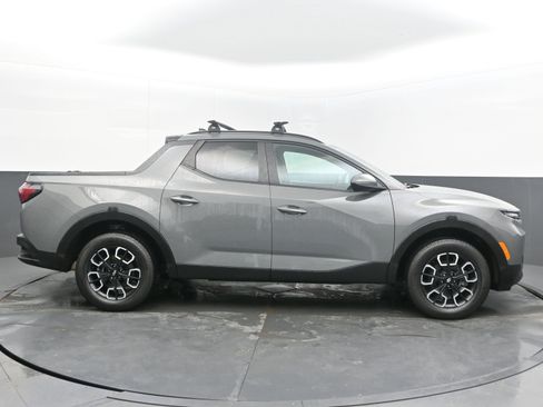 Used 2022 Hyundai Santa Cruz SEL Premium image 8