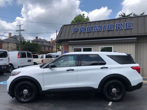 Used 2022 Ford Explorer 4WD Police Interceptor image 3