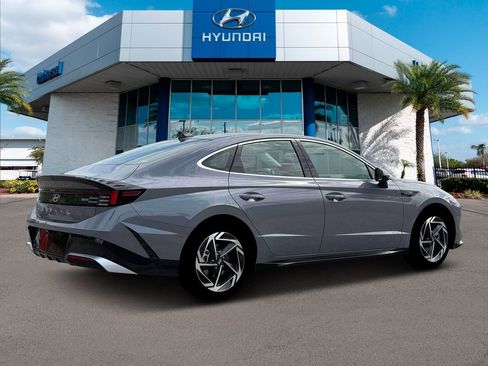 New 2026 Hyundai Sonata SEL image 9