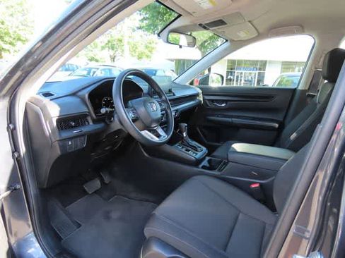 Used 2024 Honda CR-V LX image 2