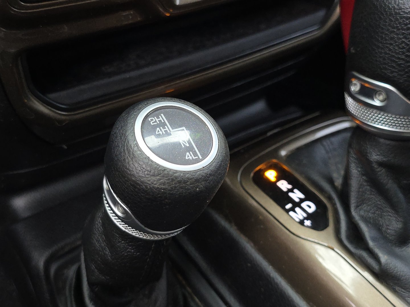 Used 2021 Jeep Gladiator Sport AWD/4WD image 37
