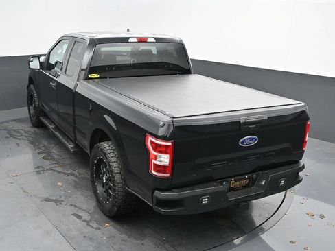 Used 2020 Ford F150 XLT image 25