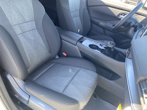 New 2026 Nissan Rogue SV image 11