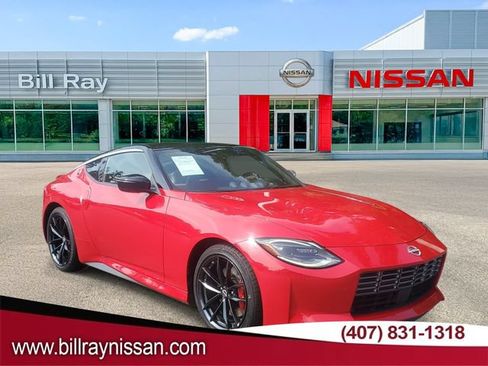 Certified 2025 Nissan Z Performance w/ Floor Mat Package RWD image 1