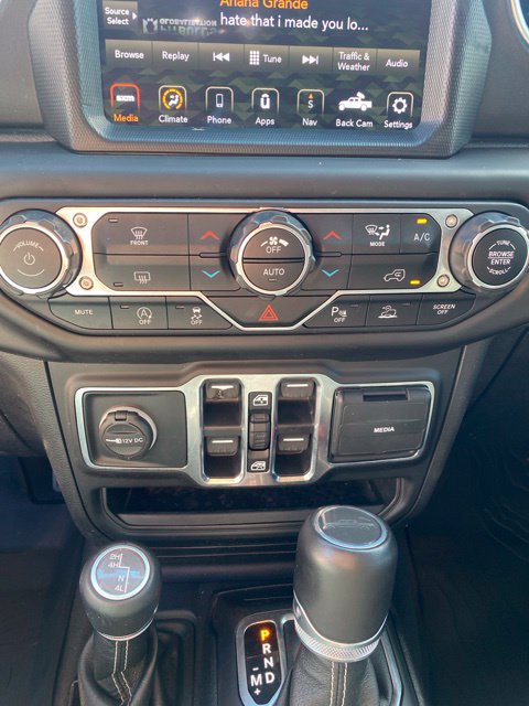 Used 2021 Jeep Gladiator Overland AWD/4WD image 19
