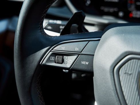 Used 2023 Lamborghini Urus S image 58