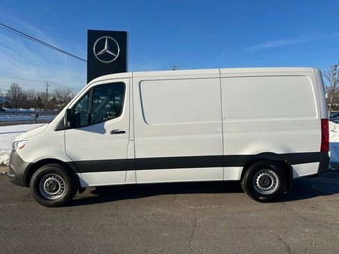 Used 2023 Mercedes-Benz Sprinter 144 Cargo image 2