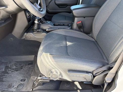 Used 2024 Jeep Wrangler Sport S image 22