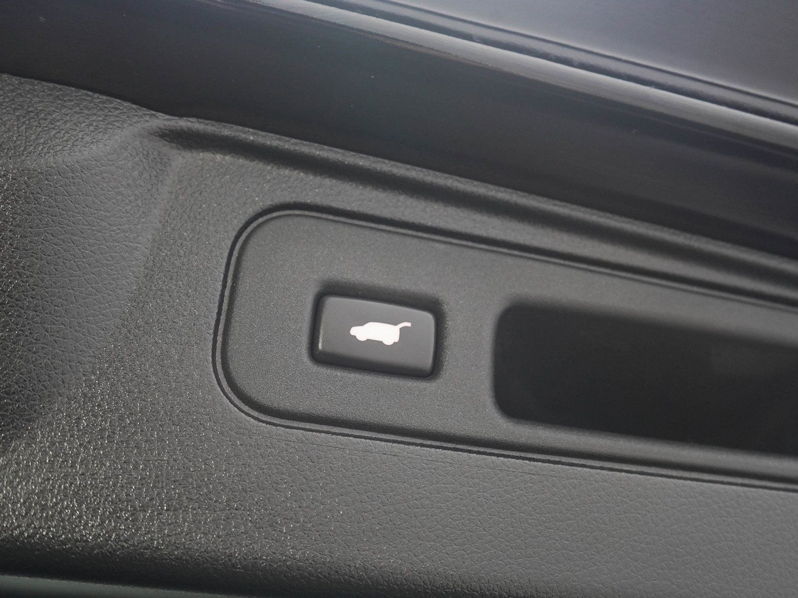 Used 2024 Honda Passport Black Edition image 11