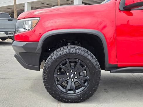 Used 2018 Chevrolet Colorado ZR2 w/ ZR2 Dusk Special Edition AWD/4WD image 9