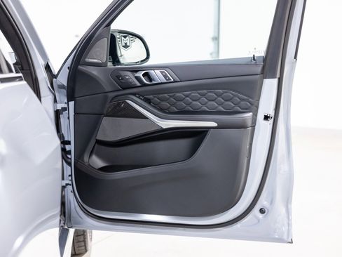 Used 2026 BMW X5 M Competition w/ Executive Package image 25