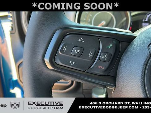 Used 2023 Jeep Wrangler Sport AWD/4WD image 12