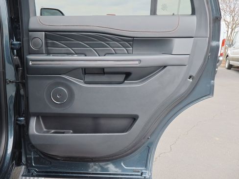 Certified 2023 Ford Expedition Platinum image 33