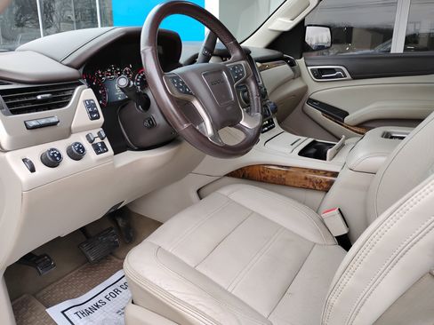 Used 2016 GMC Yukon Denali w/ Open Road Package image 10